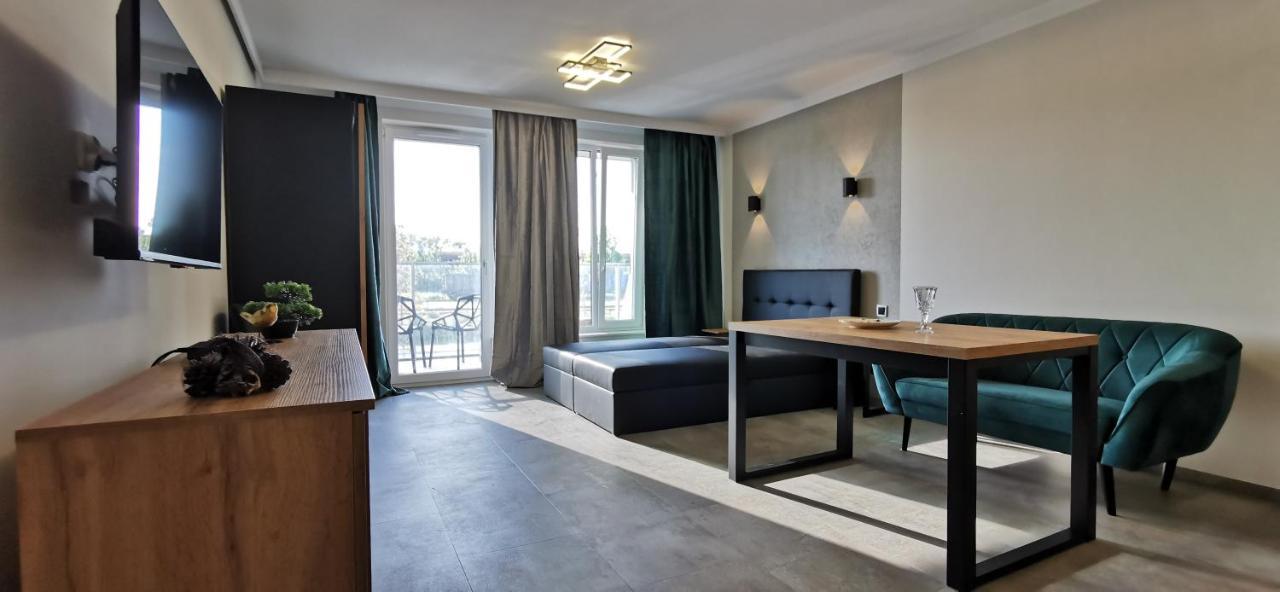 Wow Flou Przystan Letnica Apartamenty 700M Plaza Гданьск Экстерьер фото