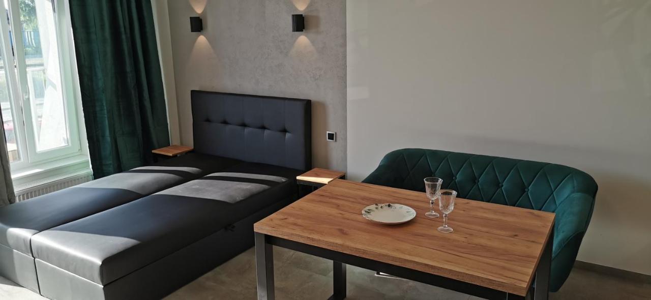 Wow Flou Przystan Letnica Apartamenty 700M Plaza Гданьск Экстерьер фото