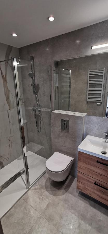 Wow Flou Przystan Letnica Apartamenty 700M Plaza Гданьск Экстерьер фото