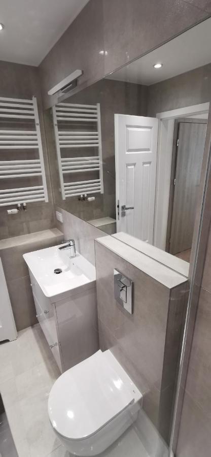 Wow Flou Przystan Letnica Apartamenty 700M Plaza Гданьск Экстерьер фото