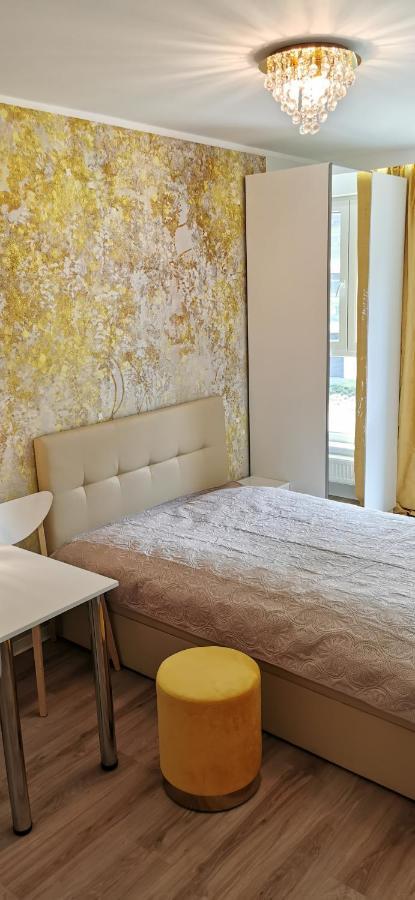 Wow Flou Przystan Letnica Apartamenty 700M Plaza Гданьск Экстерьер фото
